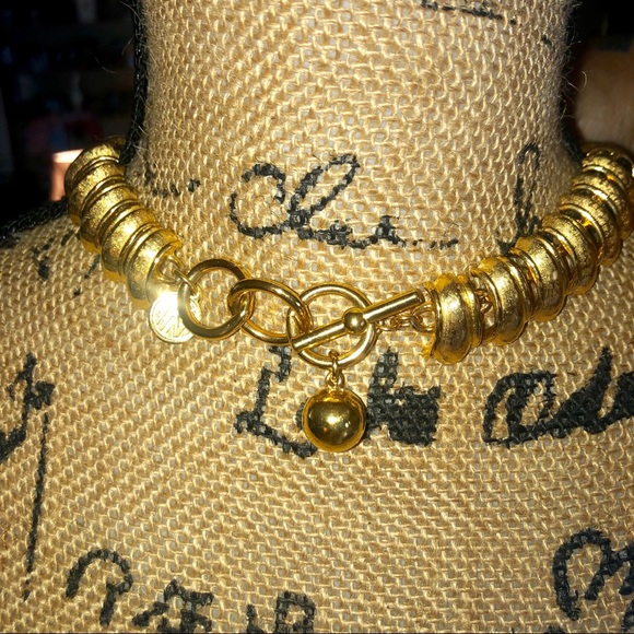 Vintage Signed Anne Klein Circa 1980s Gold chunk Necklace - Picture 2 of 6